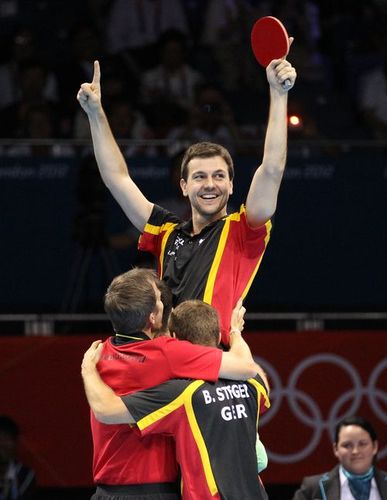 Timo Boll wird doch noch zum Helden von London (©dpa picture alliance)
